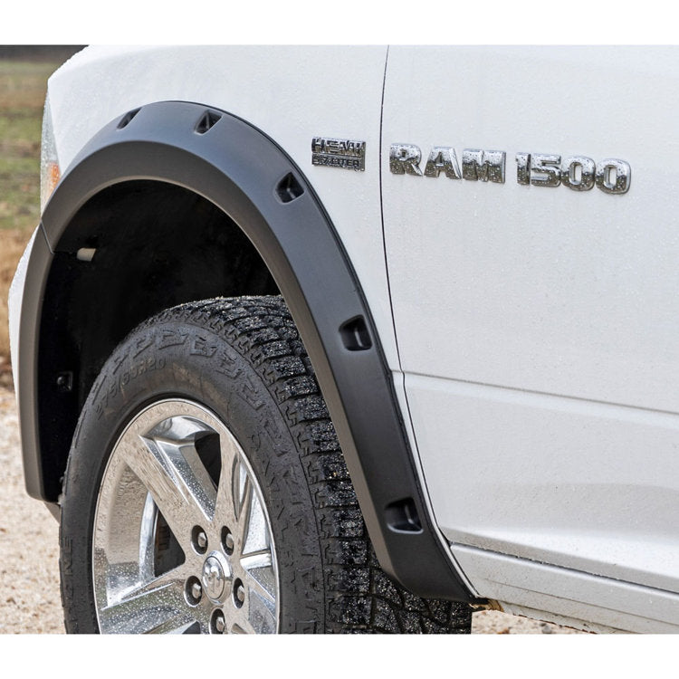 Front and rear fender flares Rough Country Pocket