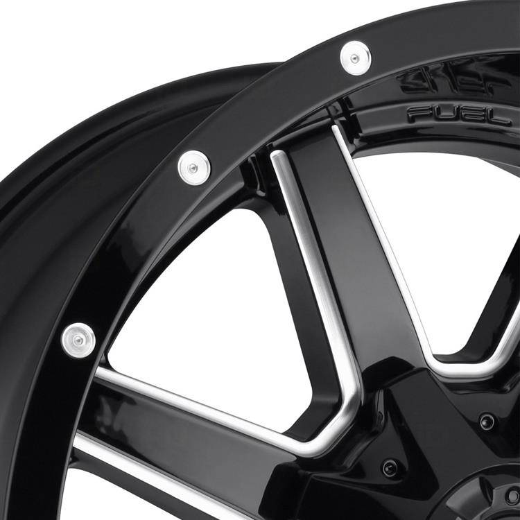 Cerchi in lega D610 Maverick Gloss Black Milled Fuel