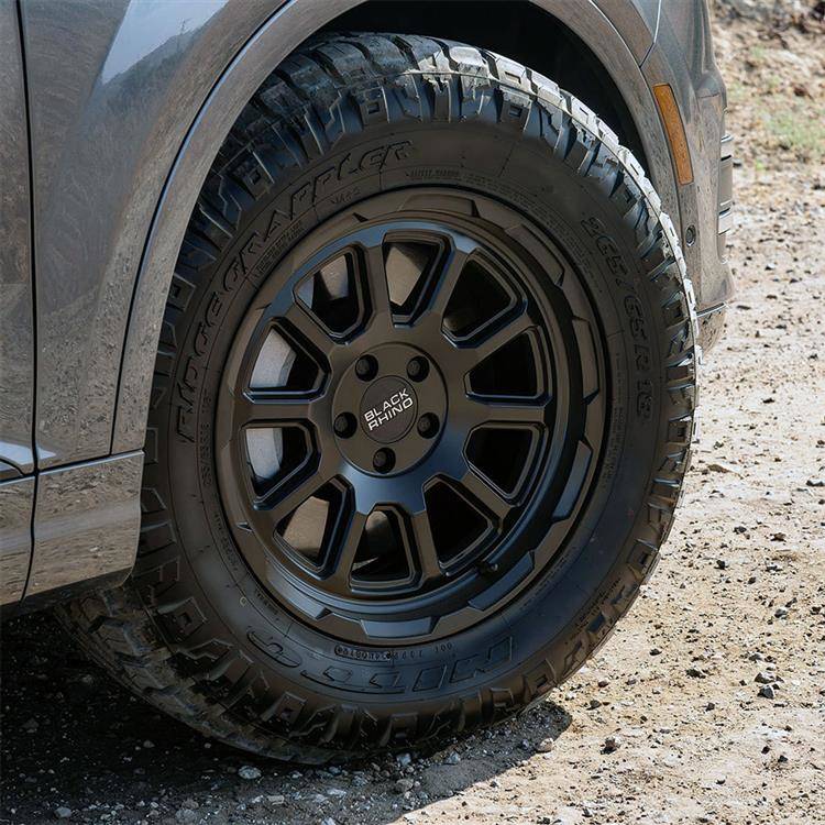 Alloy wheel Matte Black Chase Black Rhino