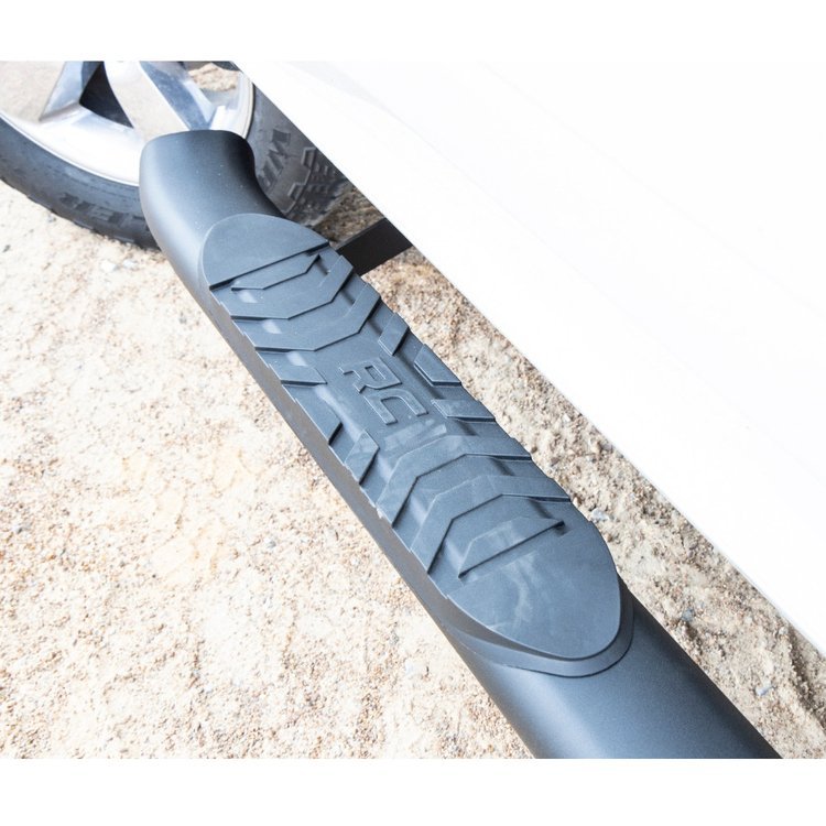 Step bar Rough Country Crew Cab