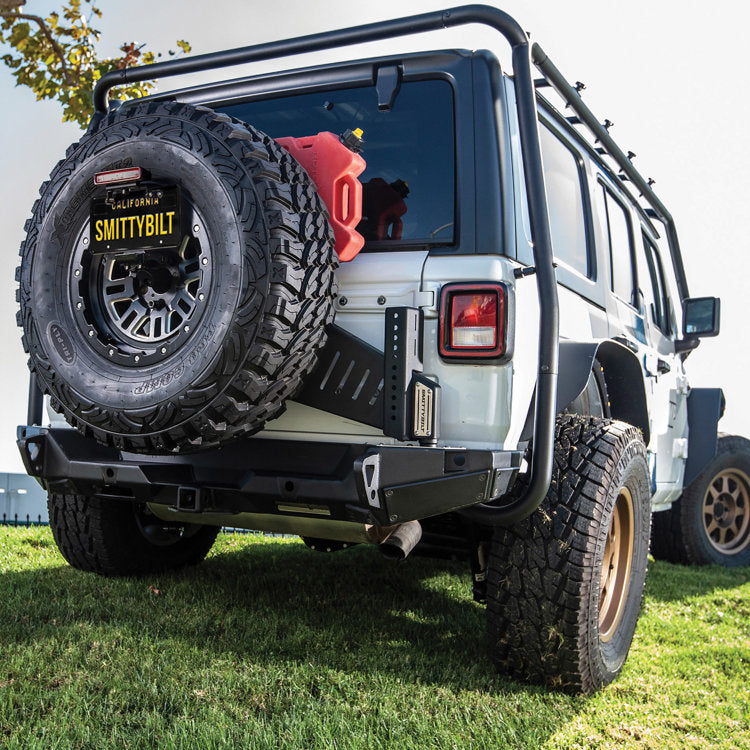 Frame-mounted tyre carrier Smittybilt XRC/SRC