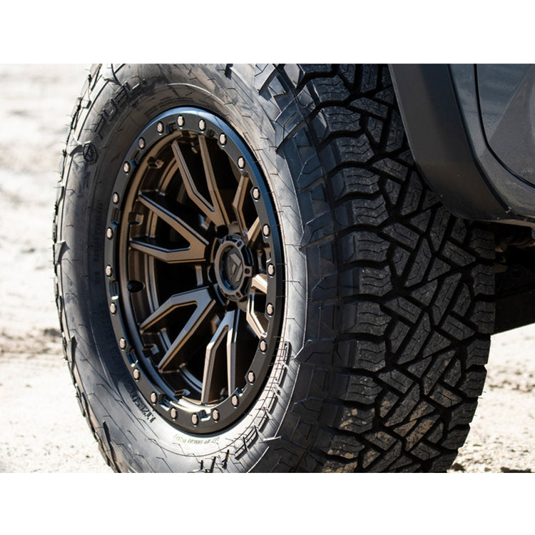 Cerchi in lega D681 Rebel 6 Bronzo opaco Black Bead Ring Fuel